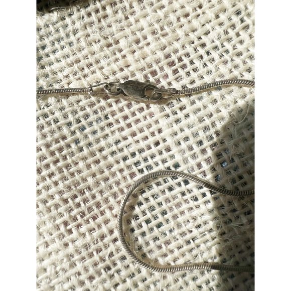 Sterling Silver 925 Shell Earrings And Necklace On Chain - Picture 4 of 8